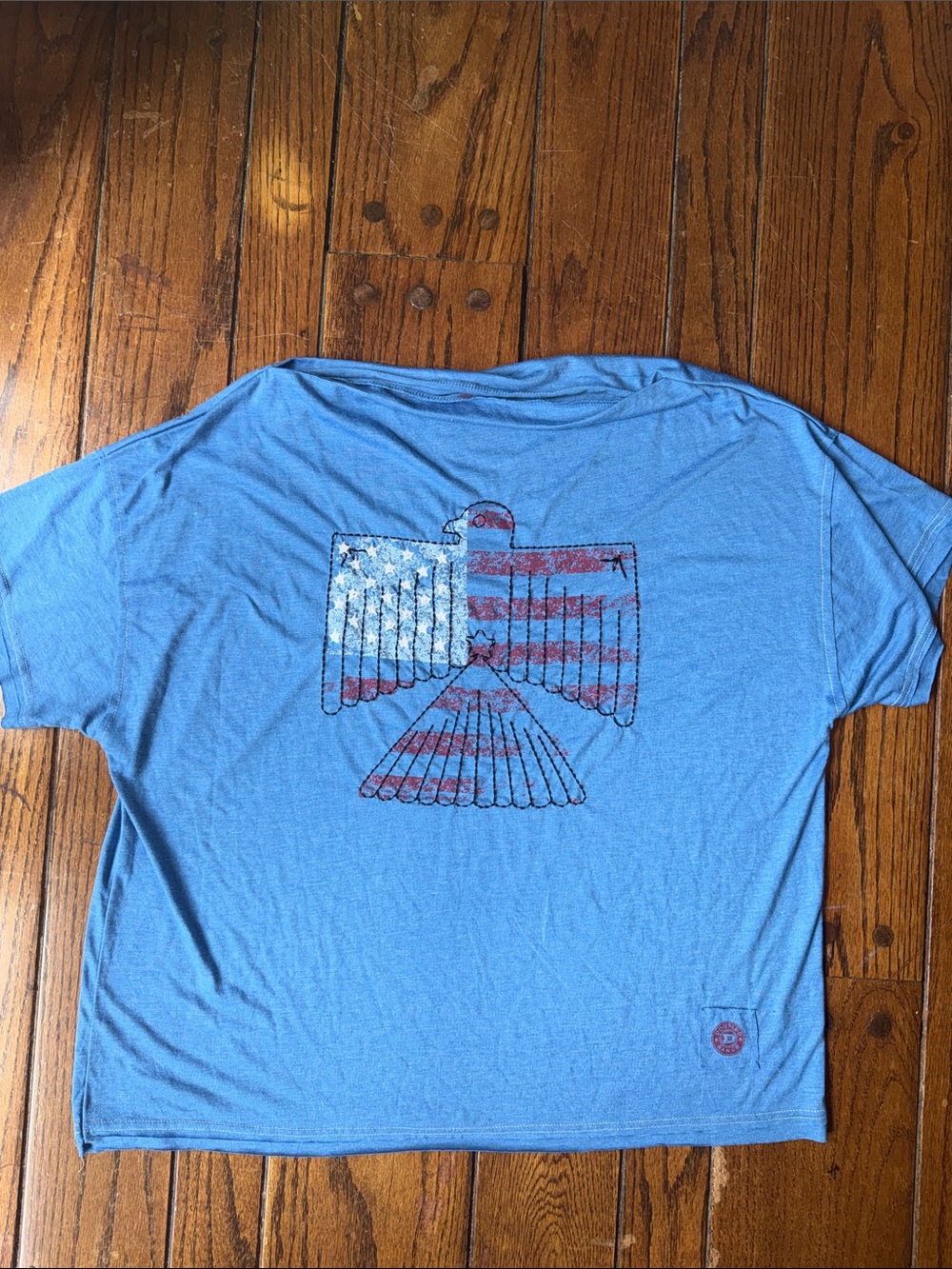 Double D Ranch Americana embroidered tee size L